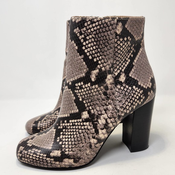 Steve Madden Pixie Gray Snake Print Faux Leather Ankle Boots 6.5 M Stacked Heel - Picture 4 of 8